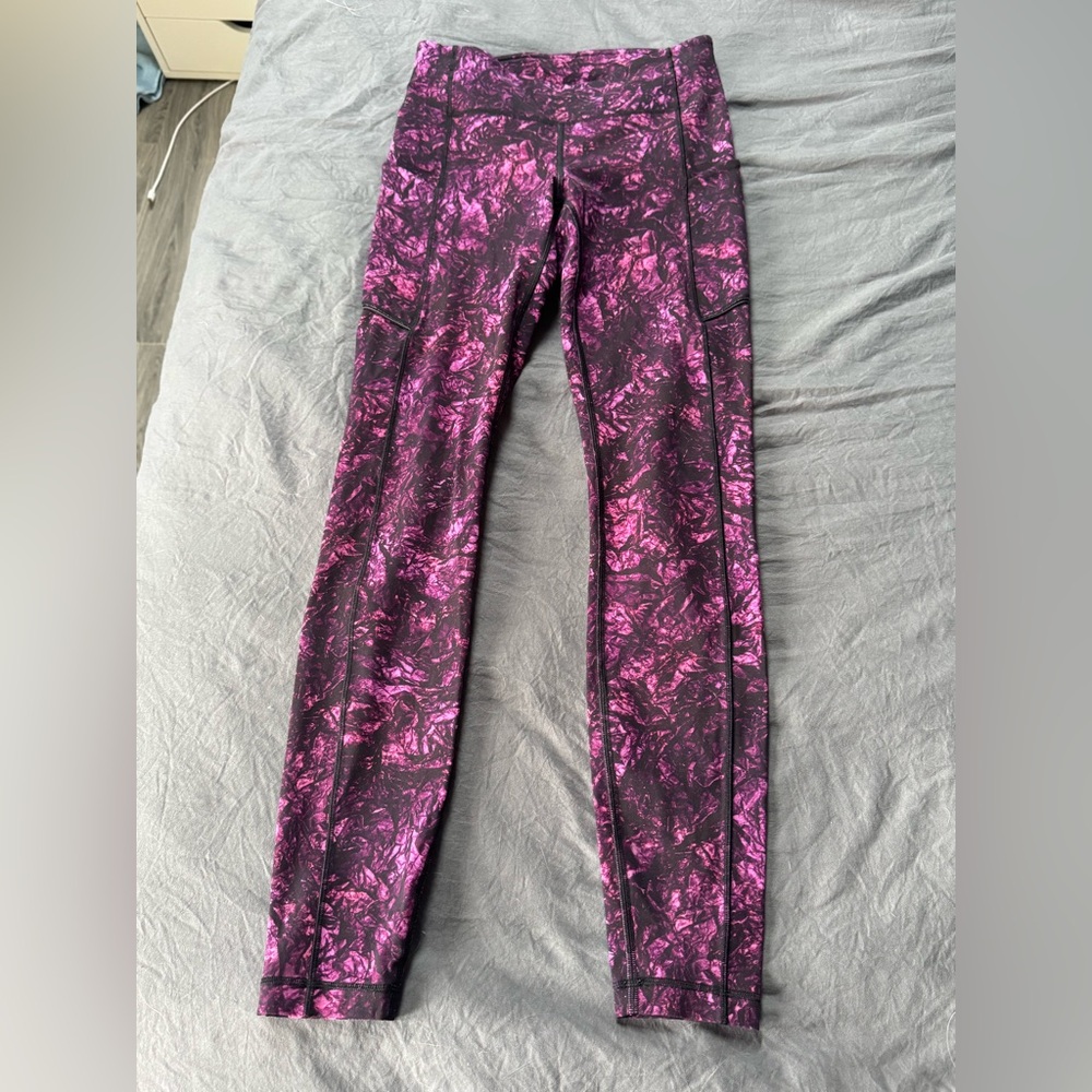 Lululemon Speed Up Leggings *Full-On Luxtreme 28”
